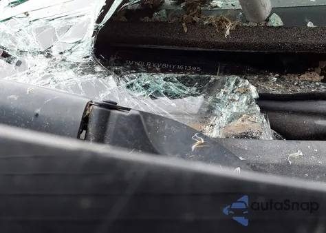 2017 Toyota Yaris Ia z USA, uszkodzony, nr VIN 3MYDLBYV8HY161395